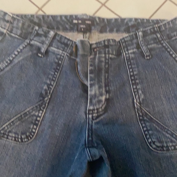 Size 6 gap jeans. Stretch - Picture 2 of 2